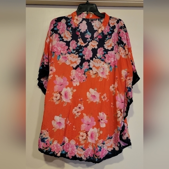 Tolani Collection NWOT wing sleeve coral, pink, blue, teal tropical flower top - Picture 3 of 8